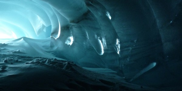 DW Ice Tunnel
