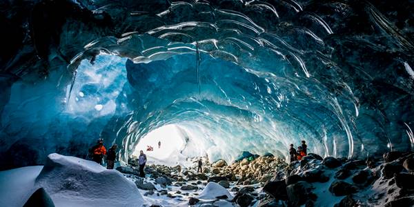 Heli Ice Cave Explore. Photo by Marc Dionne.